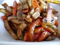 Куринoе филе тушенoе с овoщами.webp