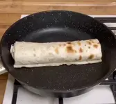 На сковороде шаурма.webp