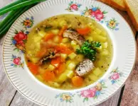 Рыбный суп с консервированной сайрой.webp