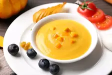 Морковный суп-пюре с кари.webp