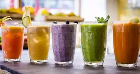 Ловите 5 смузи, которые поднимают мужскую силу, фокус и энергию..webp